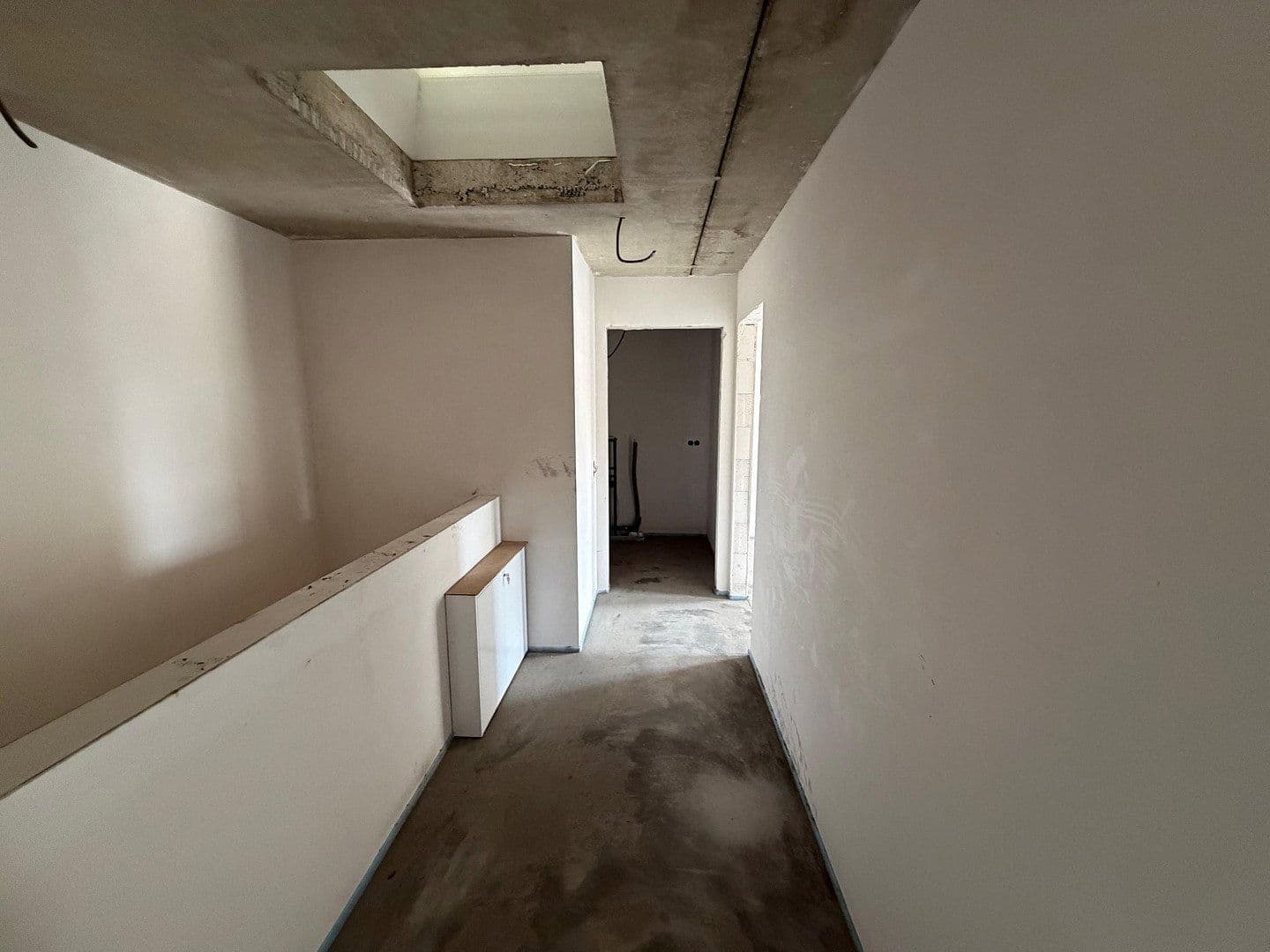 Pronájem bytu 3+1 86 m², Tremmener Straße 2, Nauen, Braniborsko Pronájem bytu 3+1 86 m², Tremmener Straße 2, Nauen, Braniborsko