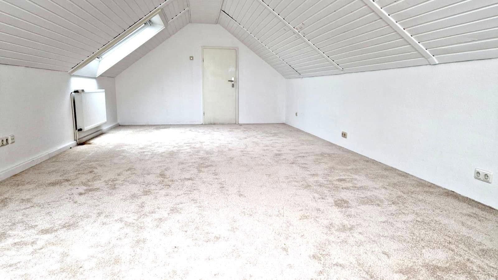 Pronájem bytu 189 m², Wilhelm Busch Str. 20, Bottrop, Severní Porýní-Vestfálsko Pronájem bytu 189 m², Wilhelm Busch Str. 20, Bottrop, Severní Porýní-Vestfálsko
