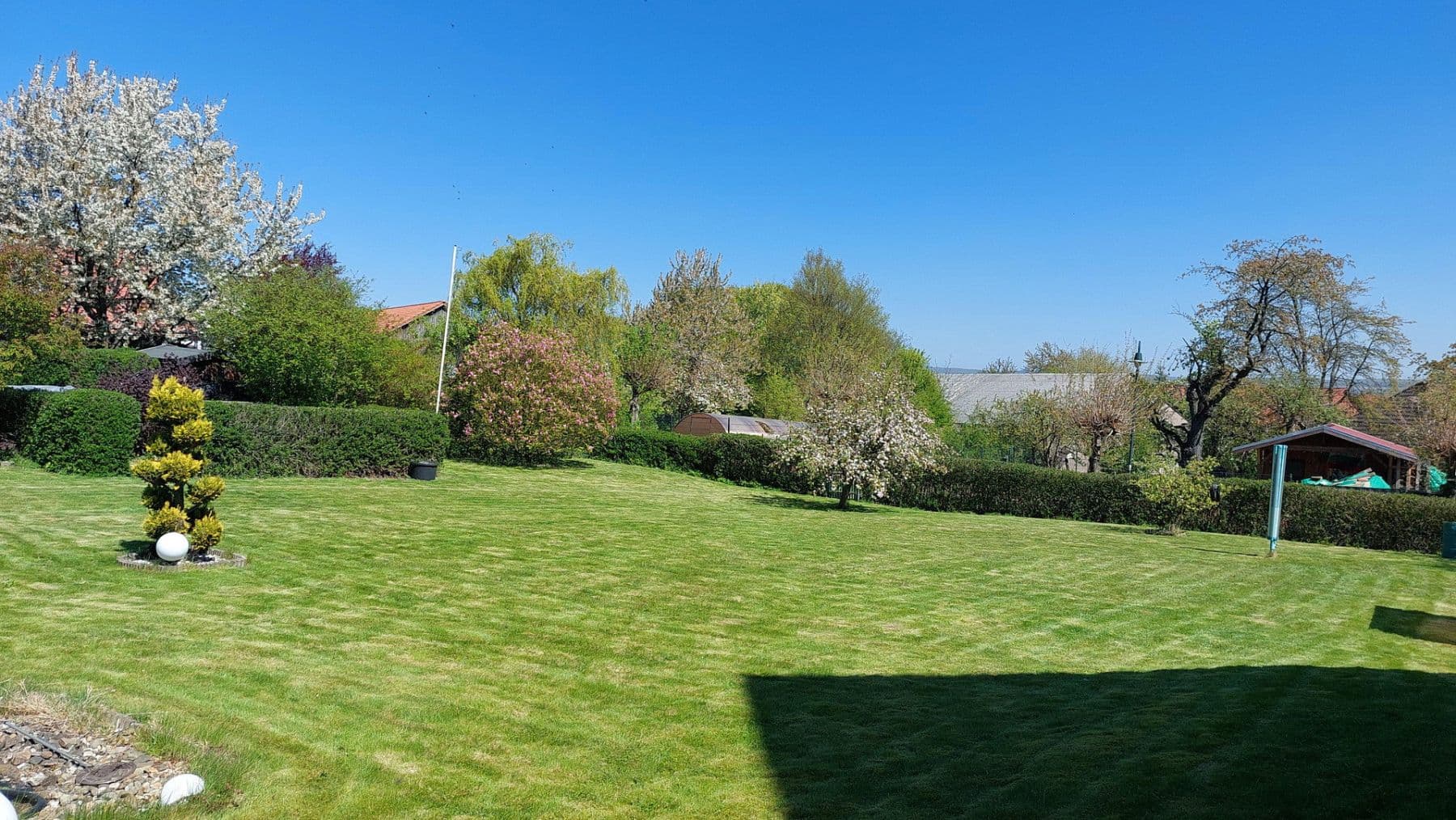 Prodej domu 280 m², pozemek 1.380 m², Bad Münder am Deister, Dolní Sasko Prodej domu 280 m², pozemek 1.380 m², Bad Münder am Deister, Dolní Sasko
