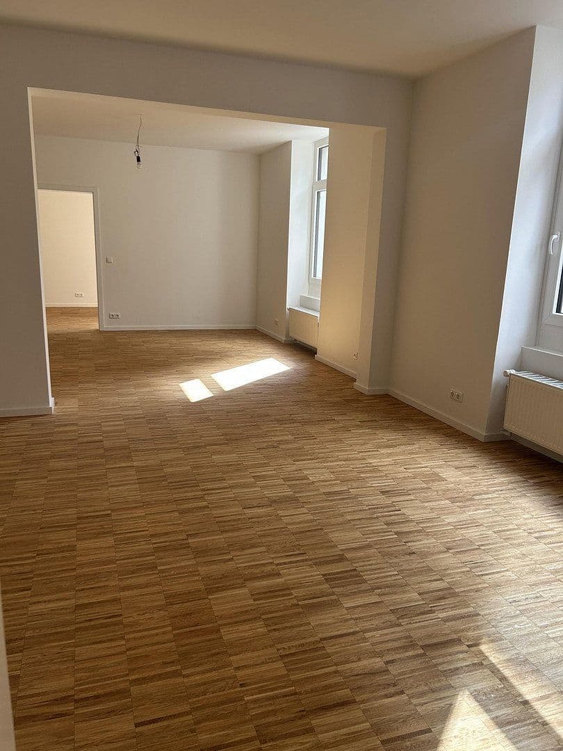 Pronájem bytu 4+1 100 m², Koselstraße, Frankfurt am Main, Hessen Pronájem bytu 4+1 100 m², Koselstraße, Frankfurt am Main, Hessen