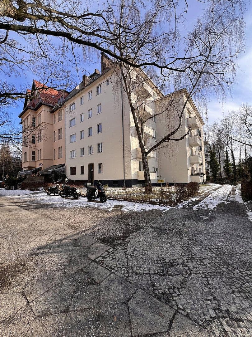 Prodej bytu 1+1 33 m², Eberbacher Str 3, Berlin, Berlín Prodej bytu 1+1 33 m², Eberbacher Str 3, Berlin, Berlín