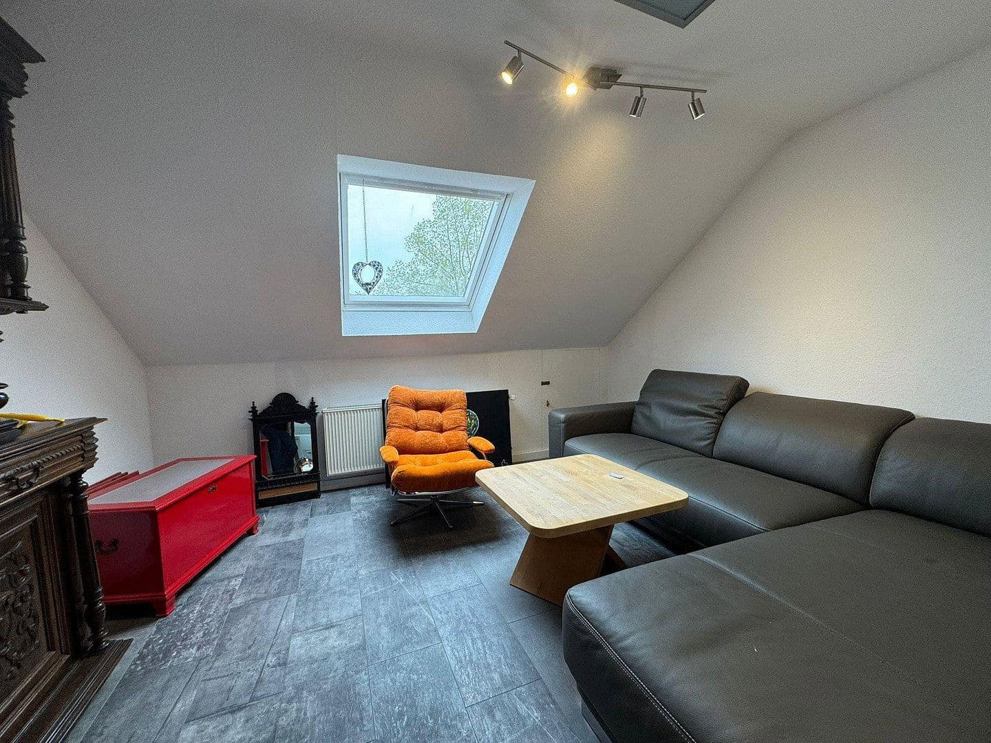 Pronájem bytu 2+1 40 m², Hitdorfer Str. 36, Langenfeld (Rheinland), Severní Porýní-Vestfálsko Pronájem bytu 2+1 40 m², Hitdorfer Str. 36, Langenfeld (Rheinland), Severní Porýní-Vestfálsko