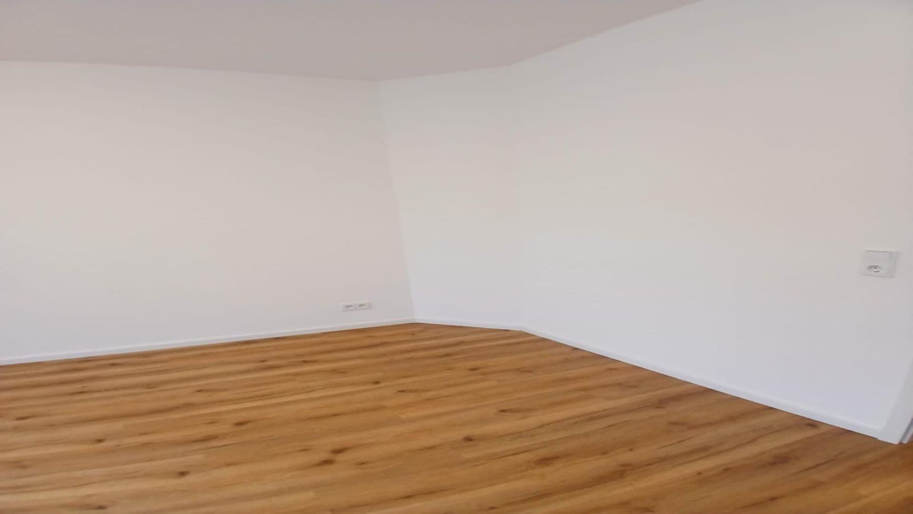 Pronájem bytu 2+1 45 m², Offenbach am Main, Hessen Pronájem bytu 2+1 45 m², Offenbach am Main, Hessen