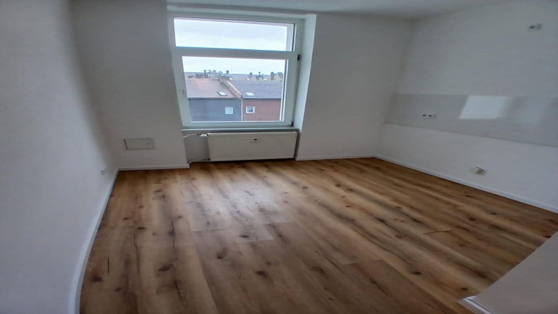 Pronájem bytu 2+1 45 m², Offenbach am Main, Hessen Pronájem bytu 2+1 45 m², Offenbach am Main, Hessen