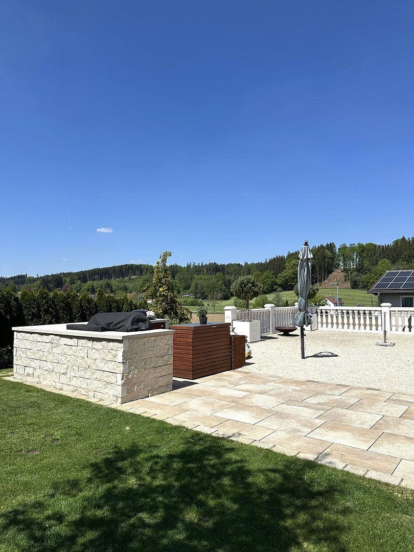 Prodej domu 316 m², pozemek 869 m², Diedorf, Bavorsko Prodej domu 316 m², pozemek 869 m², Diedorf, Bavorsko