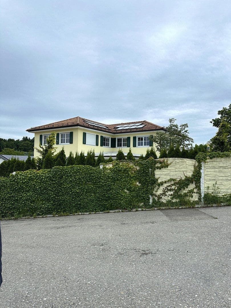 Prodej domu 316 m², pozemek 869 m², Diedorf, Bavorsko Prodej domu 316 m², pozemek 869 m², Diedorf, Bavorsko