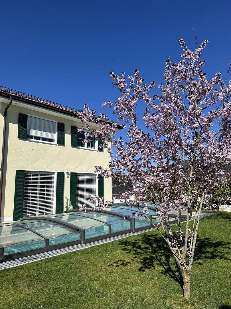 Prodej domu 316 m², pozemek 869 m², Diedorf, Bavorsko Prodej domu 316 m², pozemek 869 m², Diedorf, Bavorsko