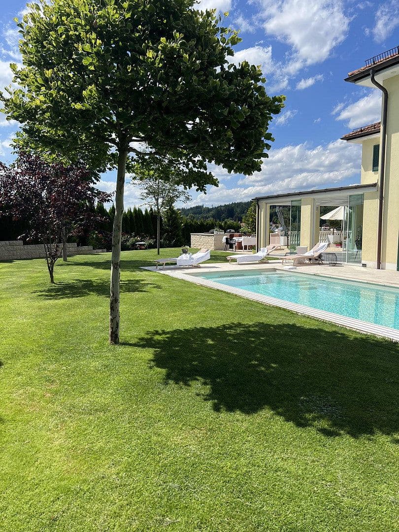 Prodej domu 316 m², pozemek 869 m², Diedorf, Bavorsko Prodej domu 316 m², pozemek 869 m², Diedorf, Bavorsko