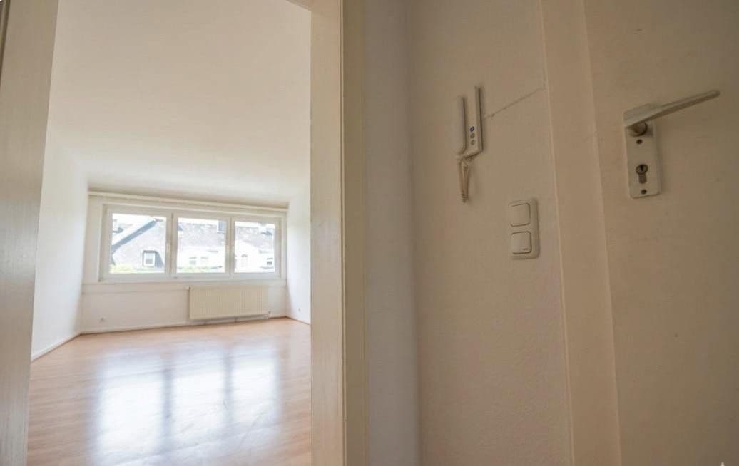 Pronájem bytu 3+1 80 m², Wiesbaden, Hessen Pronájem bytu 3+1 80 m², Wiesbaden, Hessen