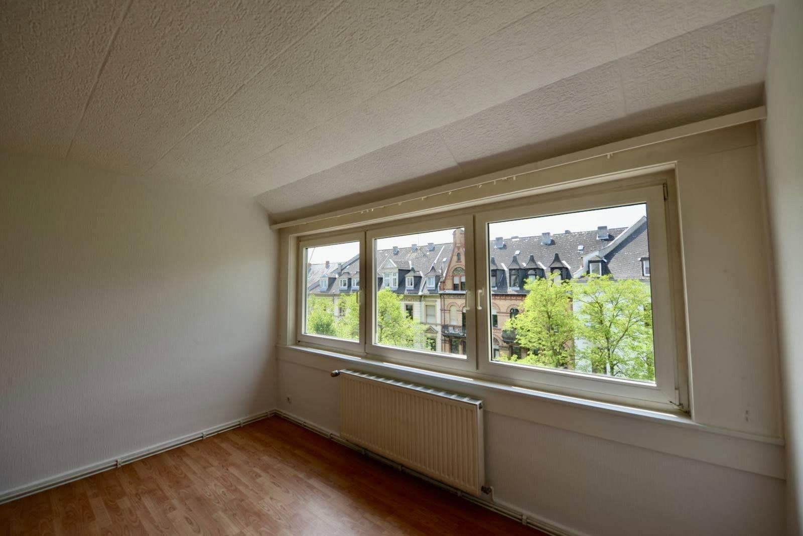 Pronájem bytu 3+1 80 m², Wiesbaden, Hessen Pronájem bytu 3+1 80 m², Wiesbaden, Hessen