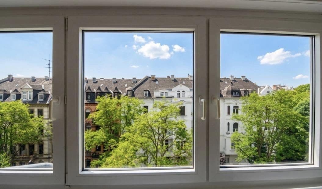 Pronájem bytu 3+1 80 m², Wiesbaden, Hessen Pronájem bytu 3+1 80 m², Wiesbaden, Hessen