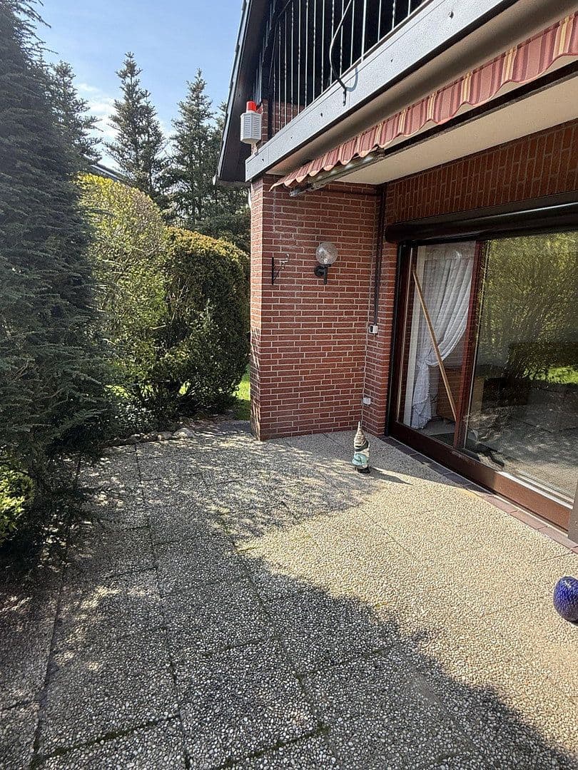 Prodej domu 211 m², pozemek 939 m², Großenkneten, Dolní Sasko Prodej domu 211 m², pozemek 939 m², Großenkneten, Dolní Sasko