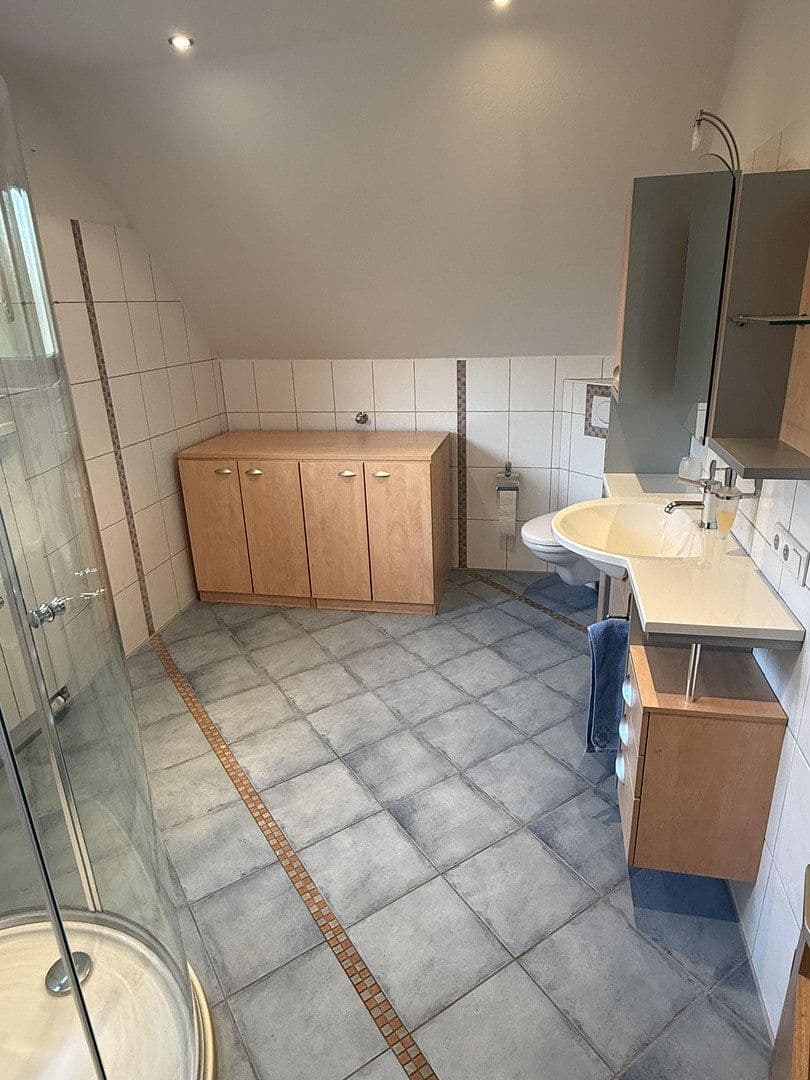 Prodej domu 211 m², pozemek 939 m², Großenkneten, Dolní Sasko Prodej domu 211 m², pozemek 939 m², Großenkneten, Dolní Sasko