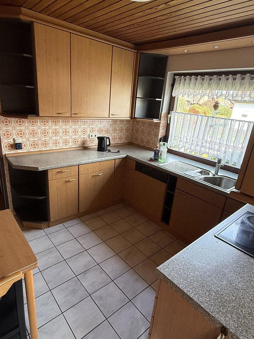 Prodej domu 211 m², pozemek 939 m², Großenkneten, Dolní Sasko Prodej domu 211 m², pozemek 939 m², Großenkneten, Dolní Sasko