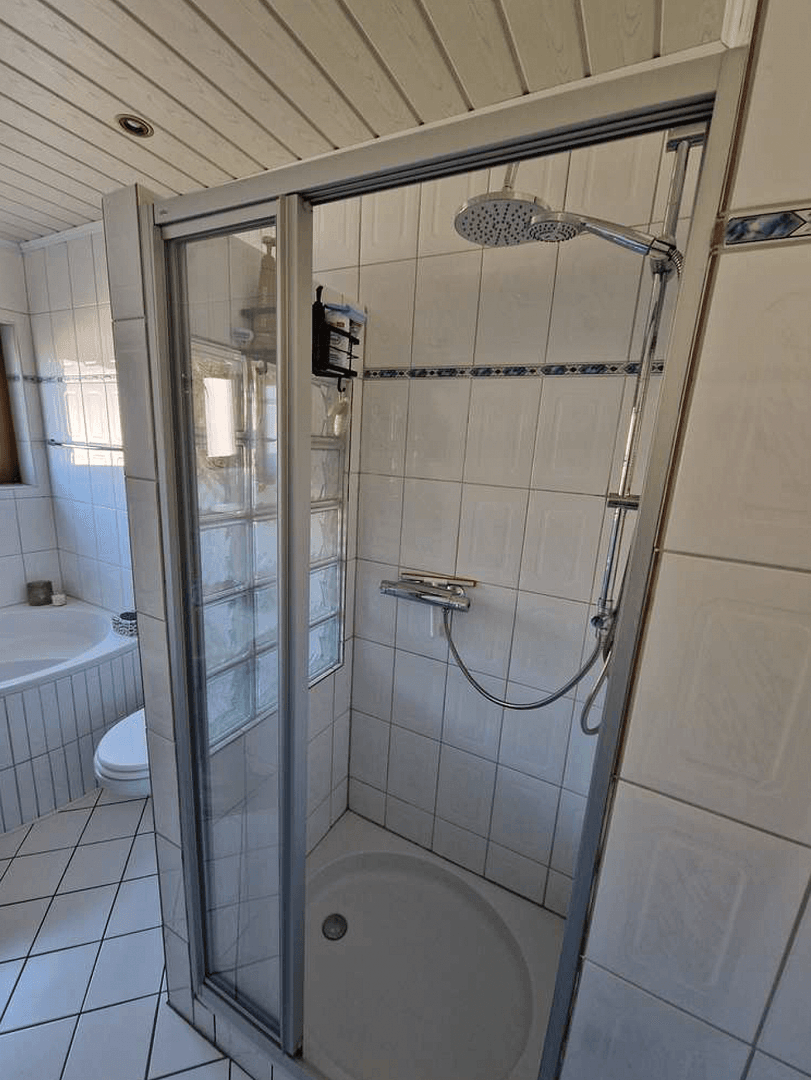 Prodej bytu 5+1 91 m², Weißenthurm, Porýní-Falc Prodej bytu 5+1 91 m², Weißenthurm, Porýní-Falc