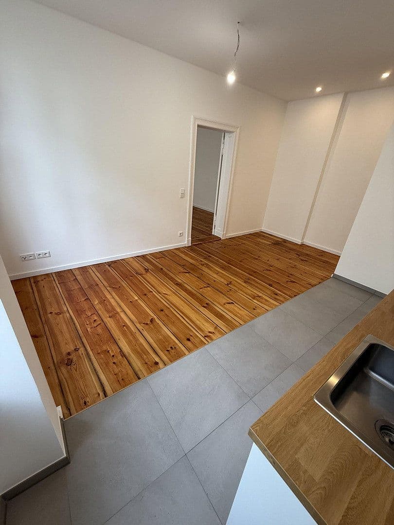 Pronájem bytu 2+1 62 m², Kantstraße, Berlin, Berlín Pronájem bytu 2+1 62 m², Kantstraße, Berlin, Berlín