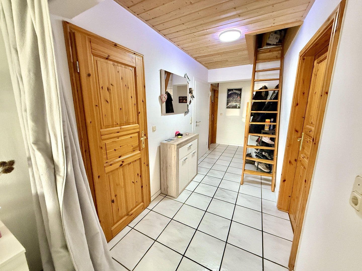 Prodej bytu 4+1 85 m², Wesseling, Severní Porýní-Vestfálsko Prodej bytu 4+1 85 m², Wesseling, Severní Porýní-Vestfálsko