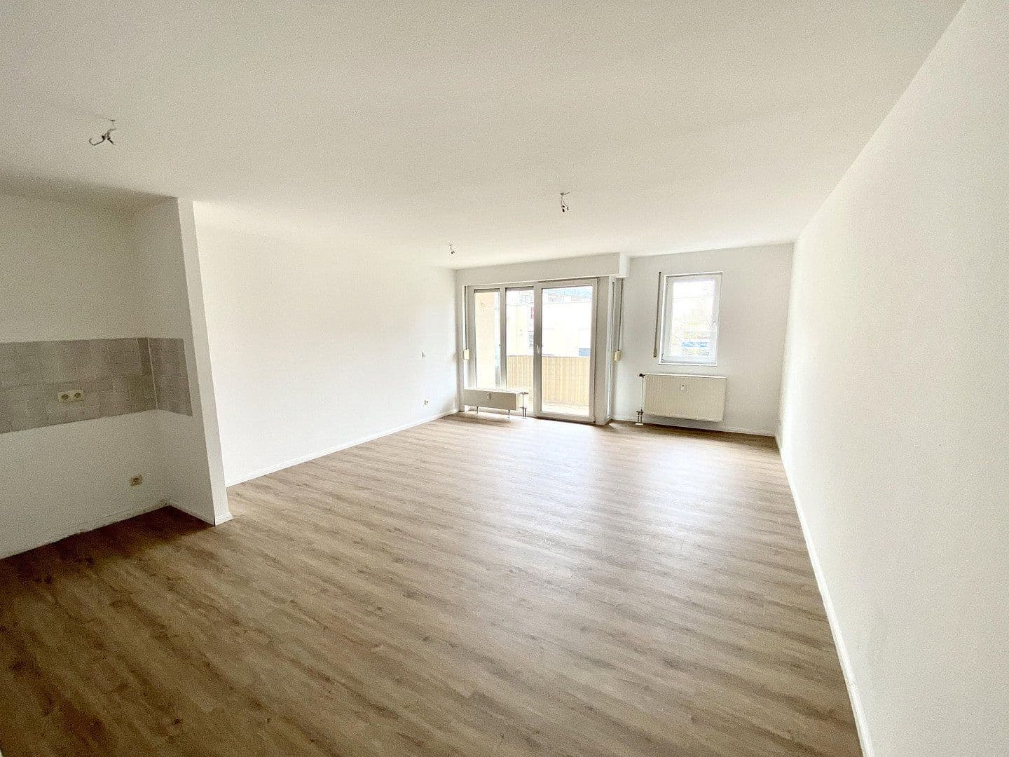 Pronájem bytu 2+1 63 m², Anton-Zickmantel-Str. 40b, Leipzig, Sasko Pronájem bytu 2+1 63 m², Anton-Zickmantel-Str. 40b, Leipzig, Sasko