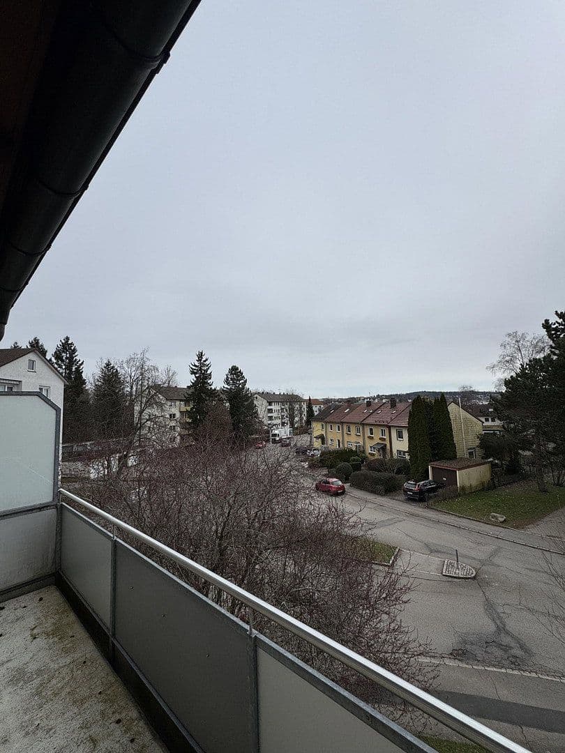 Pronájem bytu 3+1 85 m², Offenburgerstraße 1, Villingen-Schwenningen, Bádensko-Württembersko Pronájem bytu 3+1 85 m², Offenburgerstraße 1, Villingen-Schwenningen, Bádensko-Württembersko