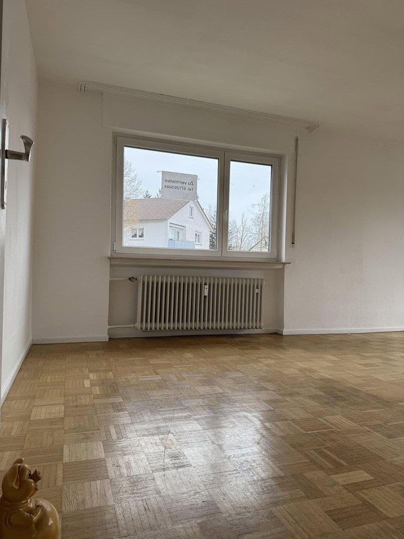 Pronájem bytu 3+1 85 m², Offenburgerstraße 1, Villingen-Schwenningen, Bádensko-Württembersko Pronájem bytu 3+1 85 m², Offenburgerstraße 1, Villingen-Schwenningen, Bádensko-Württembersko