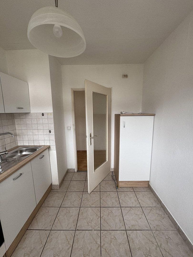 Pronájem bytu 3+1 85 m², Offenburgerstraße 1, Villingen-Schwenningen, Bádensko-Württembersko Pronájem bytu 3+1 85 m², Offenburgerstraße 1, Villingen-Schwenningen, Bádensko-Württembersko