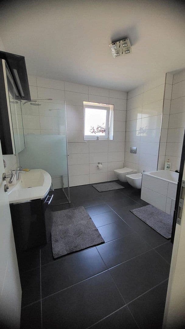 Prodej domu 175 m², pozemek 364 m², Nordstemmen, Dolní Sasko Prodej domu 175 m², pozemek 364 m², Nordstemmen, Dolní Sasko