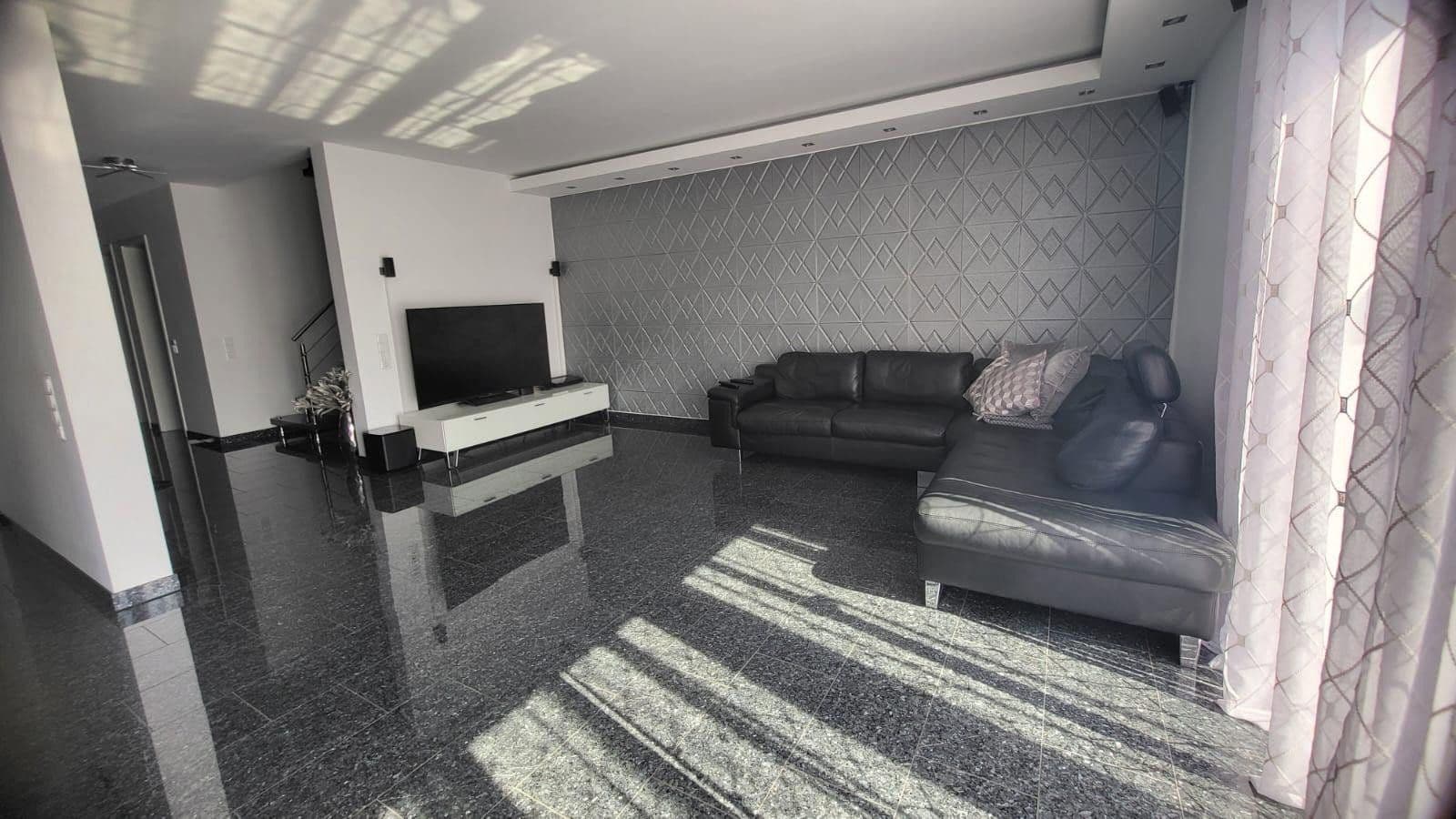 Prodej domu 175 m², pozemek 364 m², Nordstemmen, Dolní Sasko Prodej domu 175 m², pozemek 364 m², Nordstemmen, Dolní Sasko