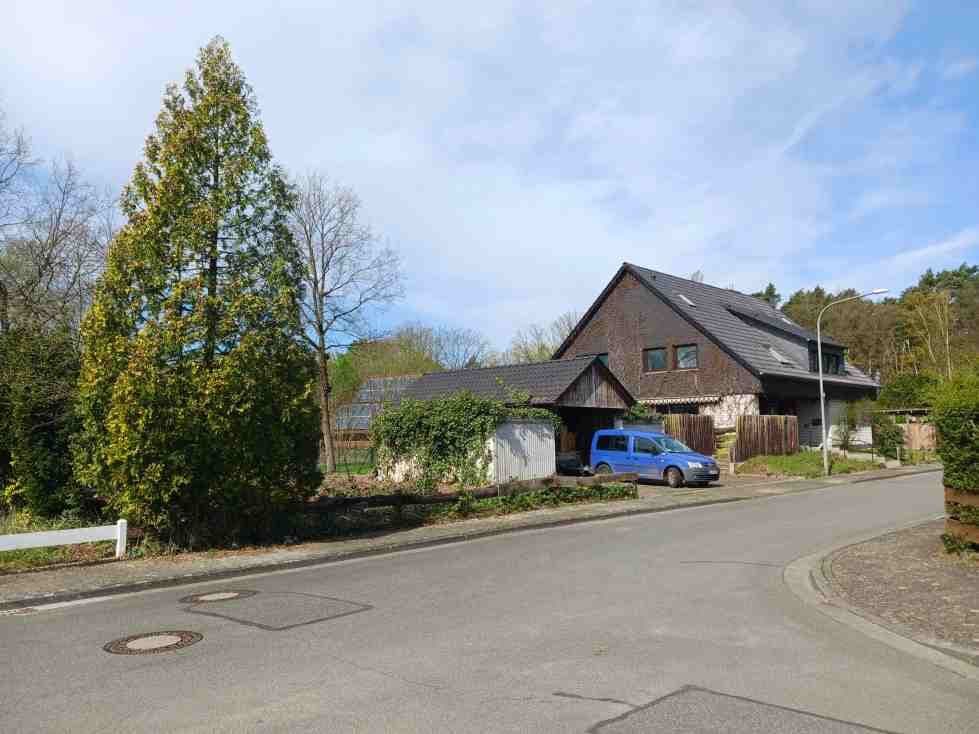 Prodej domu 209 m², pozemek 1.041 m², Tischlerstraße 7, Gifhorn, Dolní Sasko Prodej domu 209 m², pozemek 1.041 m², Tischlerstraße 7, Gifhorn, Dolní Sasko