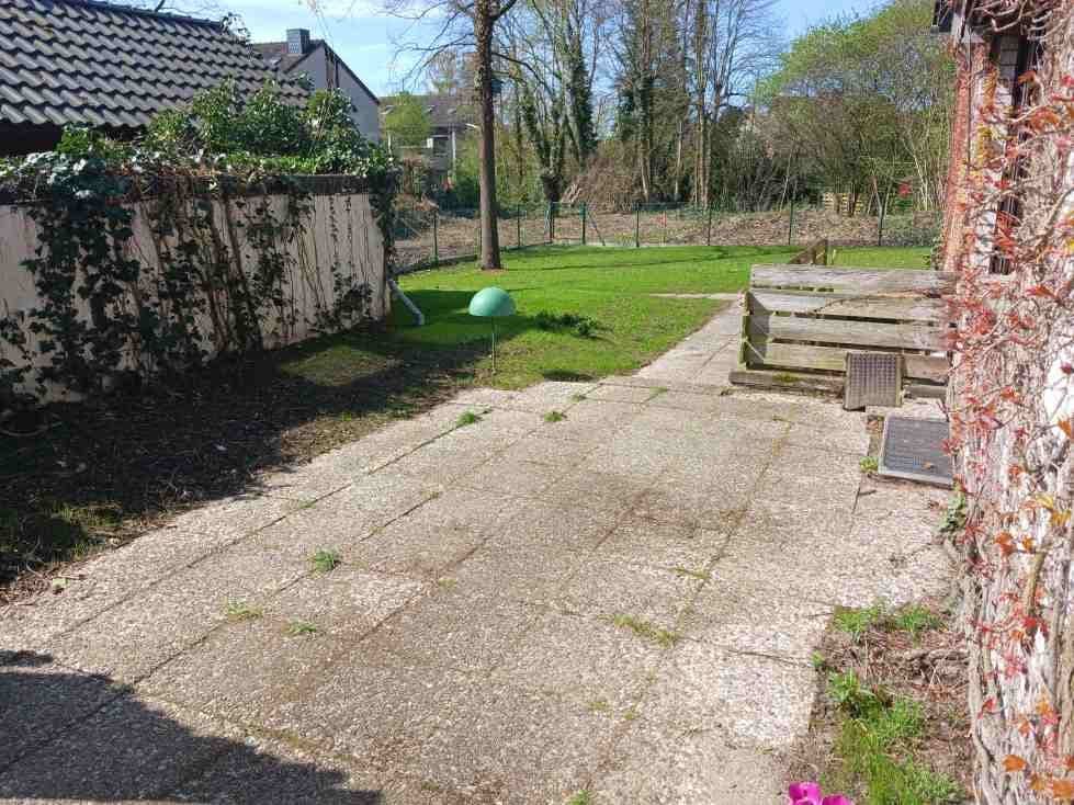 Prodej domu 209 m², pozemek 1.041 m², Tischlerstraße 7, Gifhorn, Dolní Sasko Prodej domu 209 m², pozemek 1.041 m², Tischlerstraße 7, Gifhorn, Dolní Sasko