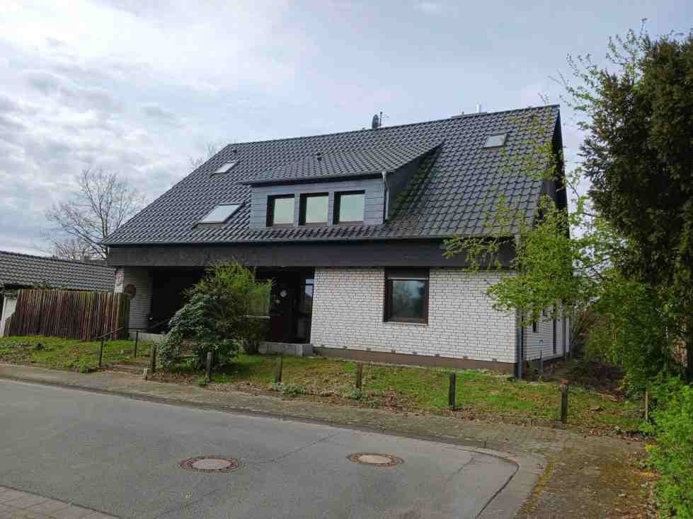 Prodej domu 209 m², pozemek 1.041 m², Tischlerstraße 7, Gifhorn, Dolní Sasko Prodej domu 209 m², pozemek 1.041 m², Tischlerstraße 7, Gifhorn, Dolní Sasko