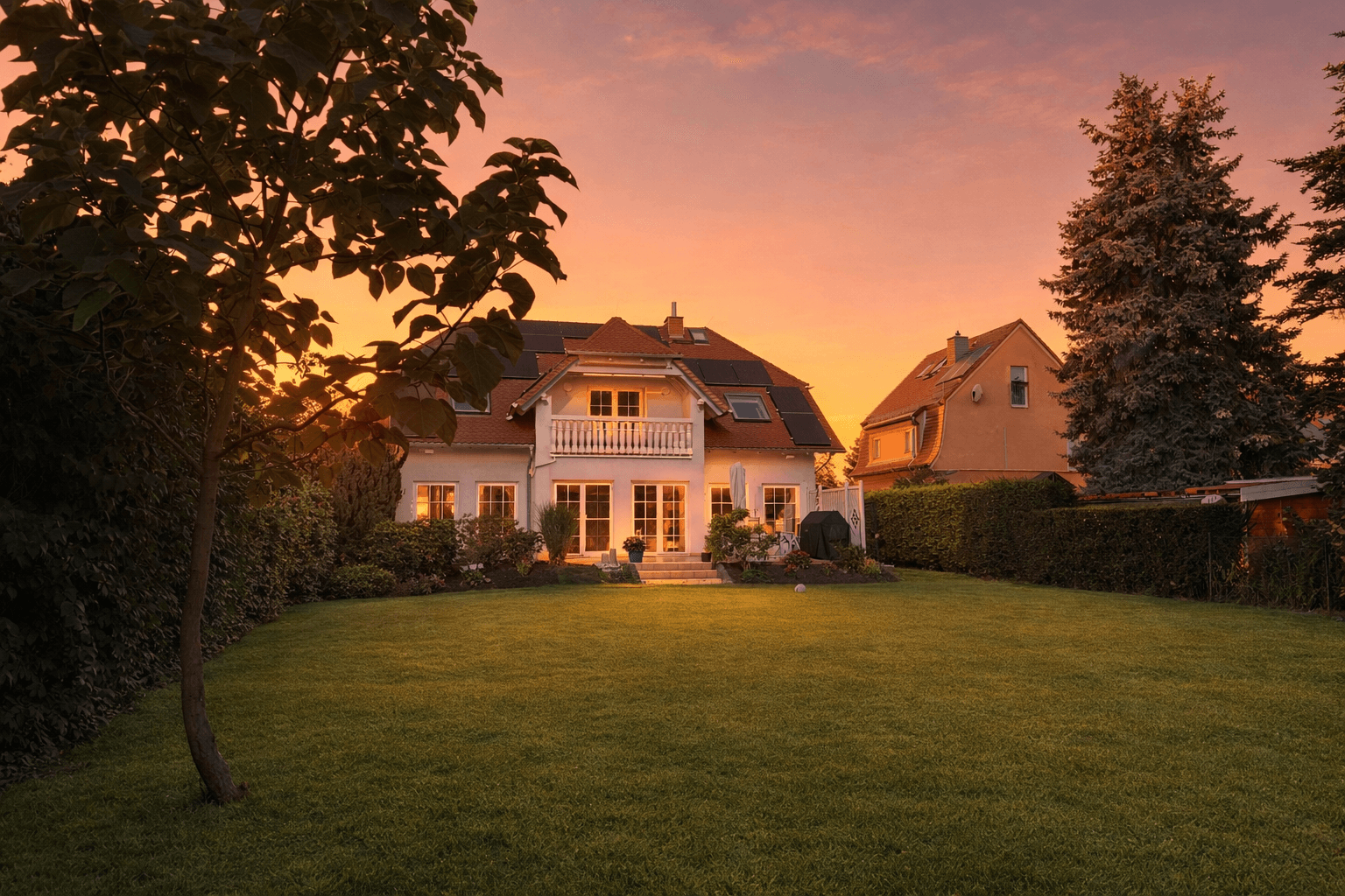 Prodej domu 309 m², pozemek 1.280 m², Markkleeberg, Sasko Prodej domu 309 m², pozemek 1.280 m², Markkleeberg, Sasko