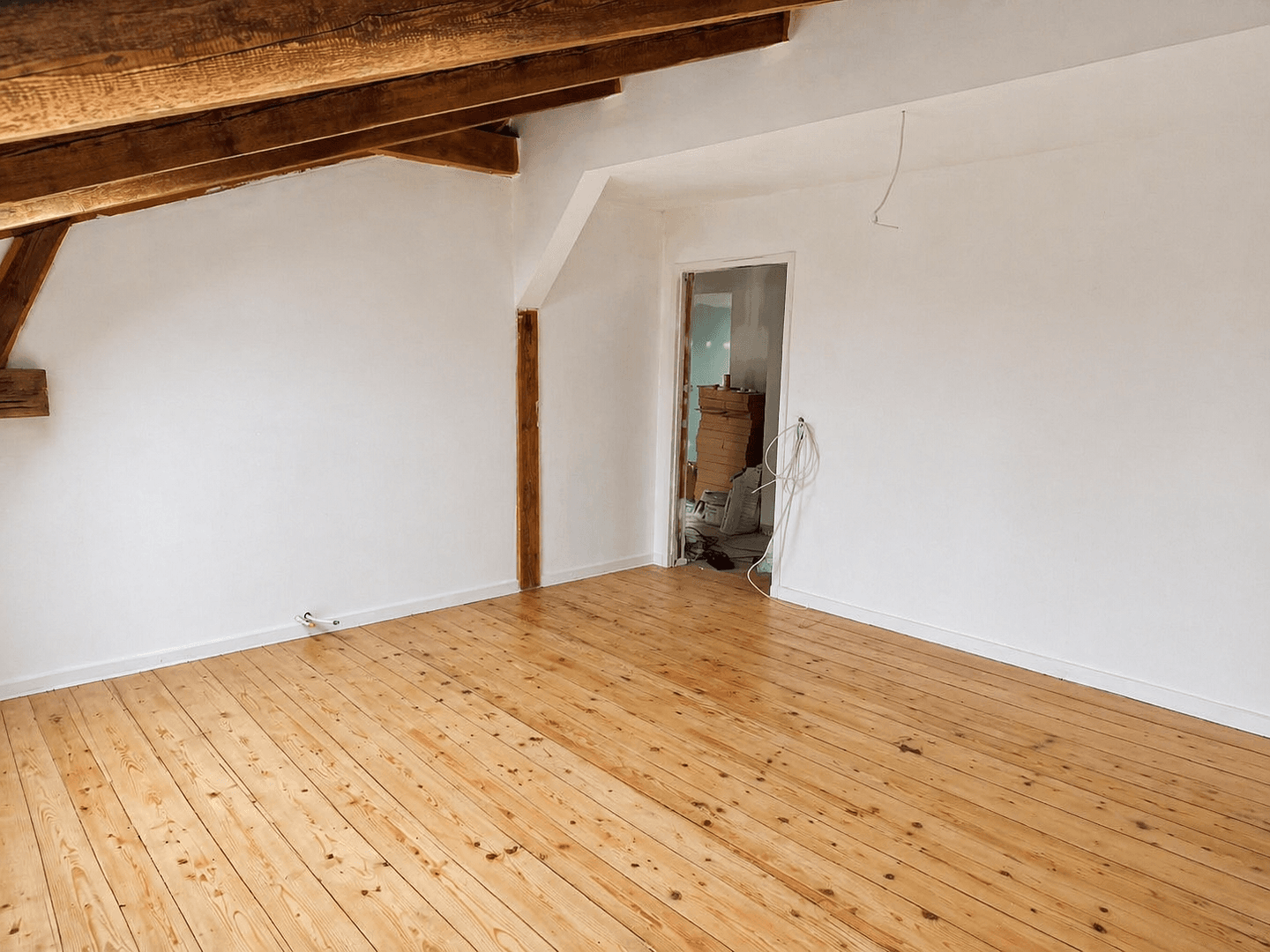 Pronájem bytu 4+1 110 m², Bahnhofstraße 22, Schönebeck (Elbe), Sasko-Anhaltsko Pronájem bytu 4+1 110 m², Bahnhofstraße 22, Schönebeck (Elbe), Sasko-Anhaltsko