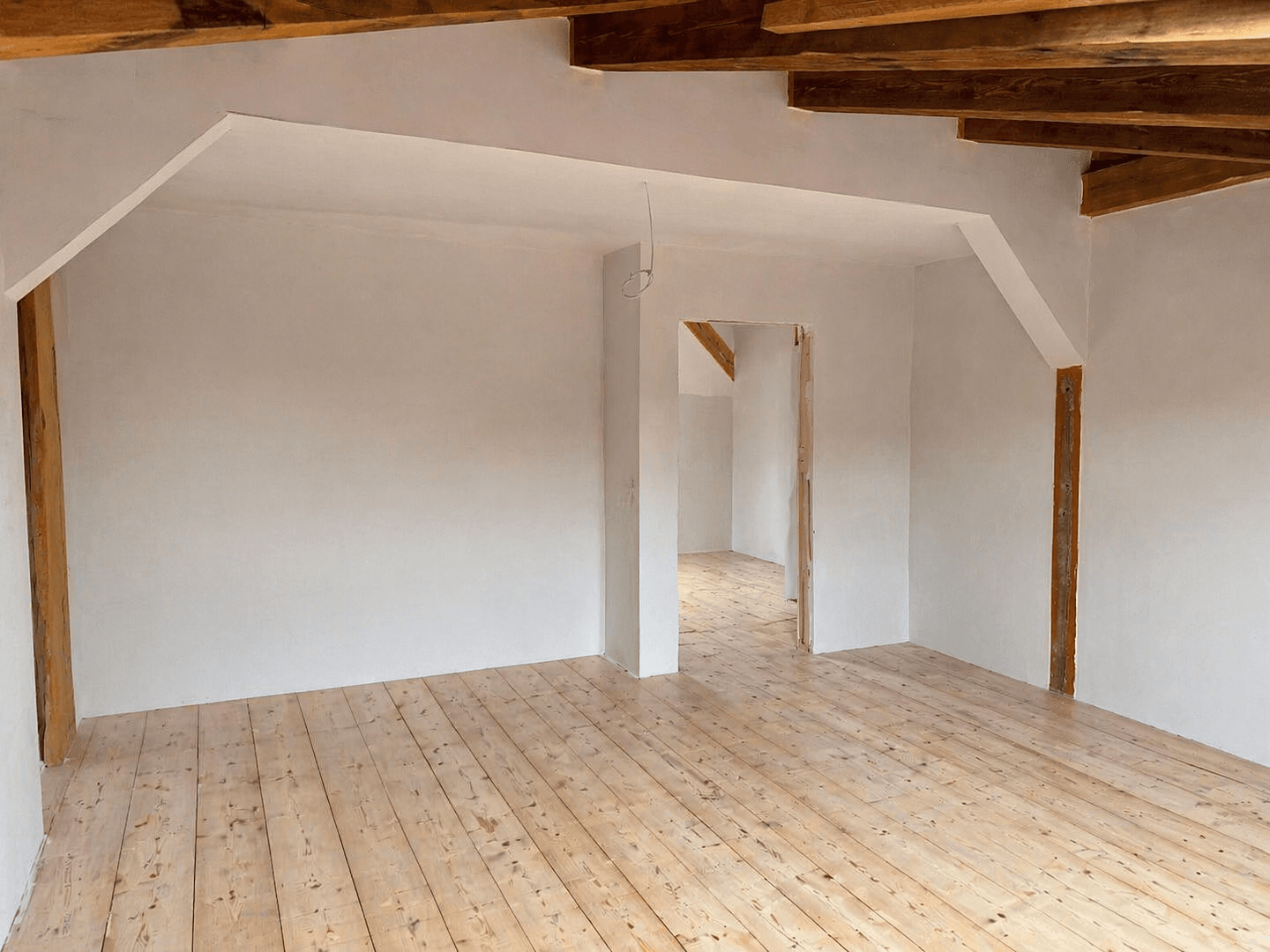 Pronájem bytu 4+1 110 m², Bahnhofstraße 22, Schönebeck (Elbe), Sasko-Anhaltsko Pronájem bytu 4+1 110 m², Bahnhofstraße 22, Schönebeck (Elbe), Sasko-Anhaltsko