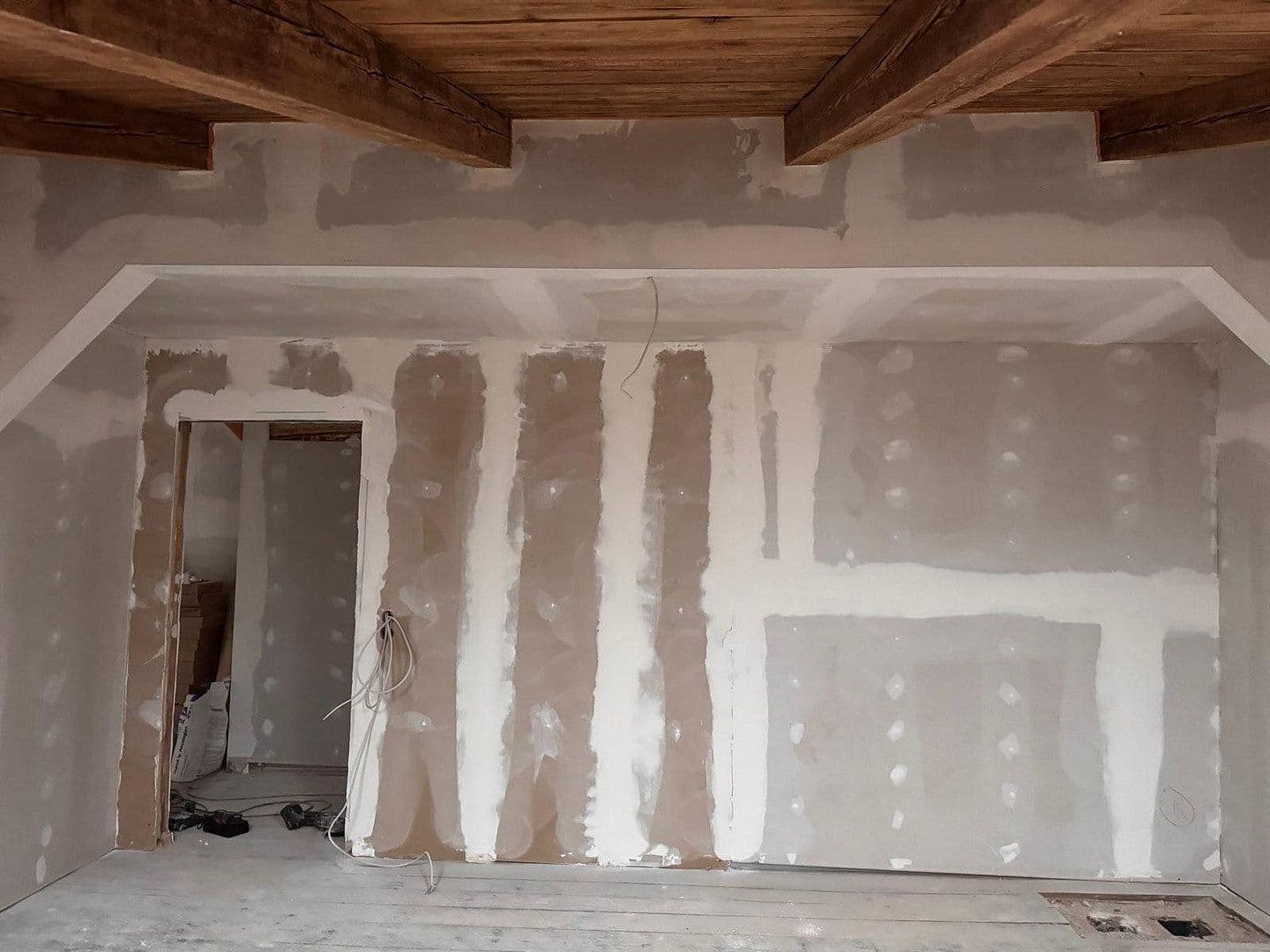 Pronájem bytu 4+1 110 m², Bahnhofstraße 22, Schönebeck (Elbe), Sasko-Anhaltsko Pronájem bytu 4+1 110 m², Bahnhofstraße 22, Schönebeck (Elbe), Sasko-Anhaltsko