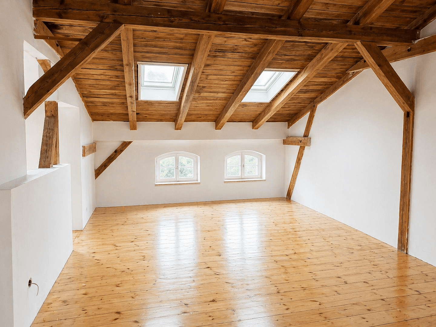 Pronájem bytu 4+1 110 m², Bahnhofstraße 22, Schönebeck (Elbe), Sasko-Anhaltsko Pronájem bytu 4+1 110 m², Bahnhofstraße 22, Schönebeck (Elbe), Sasko-Anhaltsko