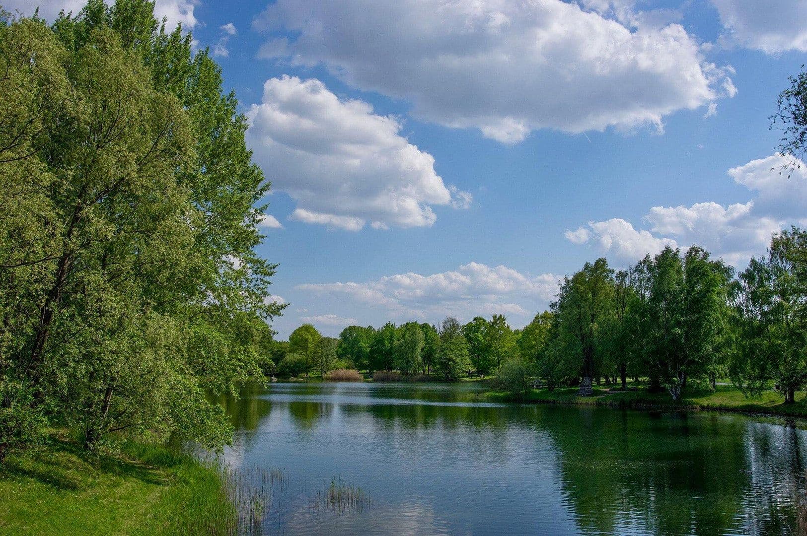 Prodej pozemku 1.500 m², Berlin, Berlín Prodej pozemku 1.500 m², Berlin, Berlín