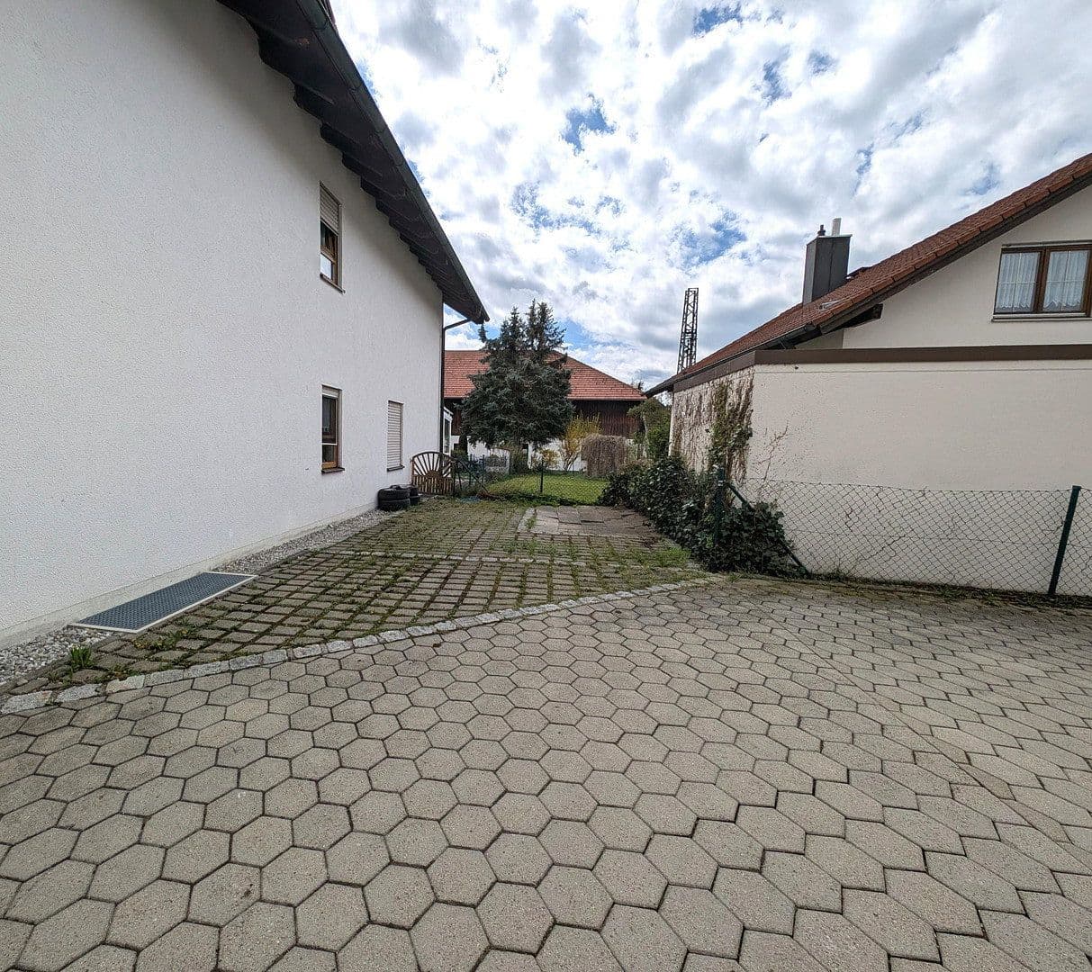 Prodej bytu 3+1 85 m², Dorfstraße 7, Lauben, Bavorsko Prodej bytu 3+1 85 m², Dorfstraße 7, Lauben, Bavorsko