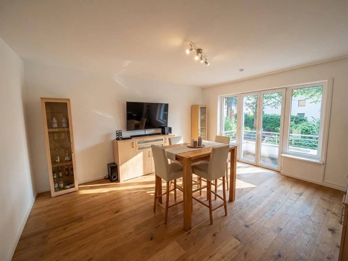 Pronájem bytu 5+1 167 m², Schloßgarten 49, Hamburg, Hamburg Pronájem bytu 5+1 167 m², Schloßgarten 49, Hamburg, Hamburg