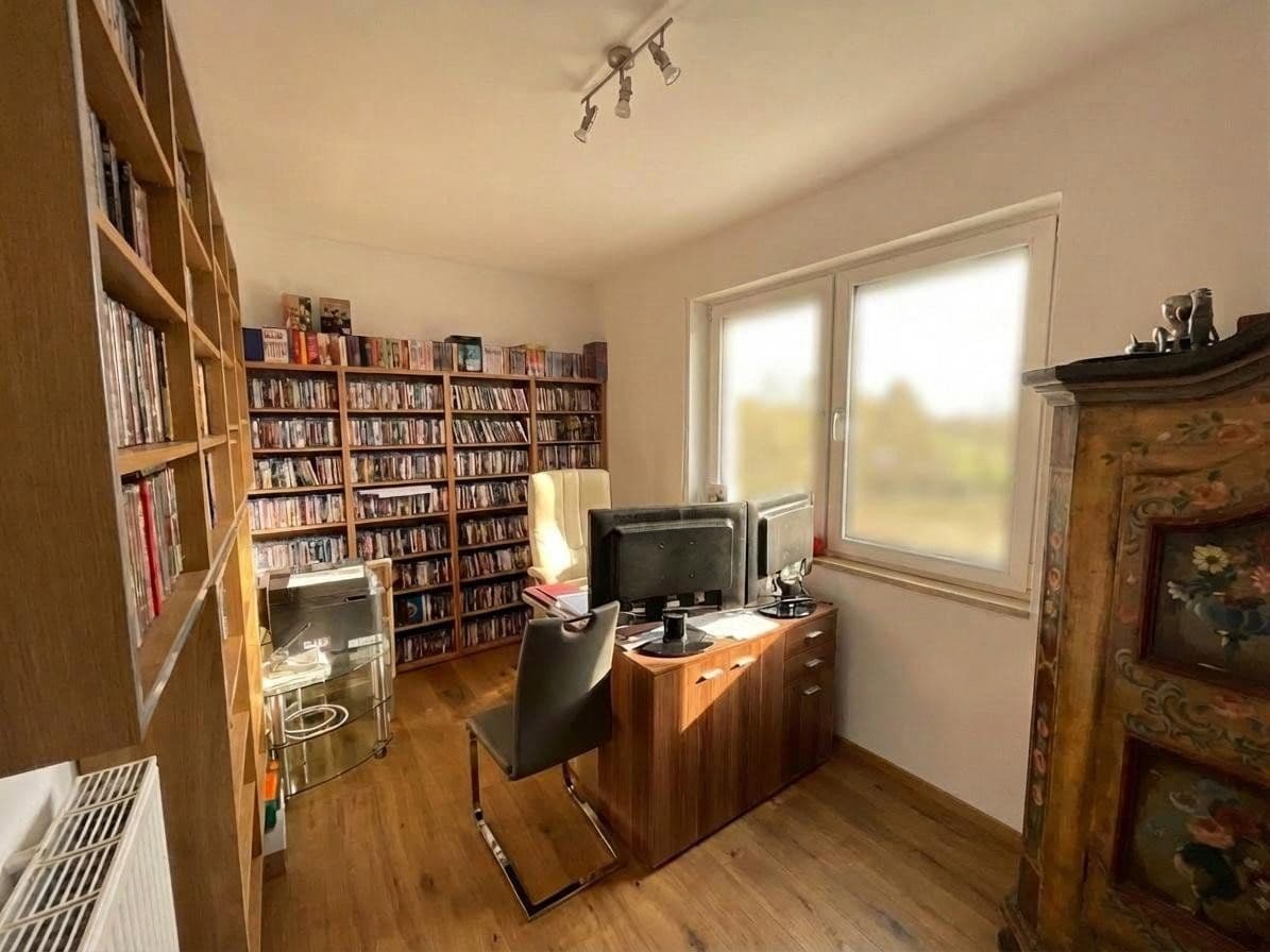 Pronájem bytu 5+1 167 m², Schloßgarten 49, Hamburg, Hamburg Pronájem bytu 5+1 167 m², Schloßgarten 49, Hamburg, Hamburg