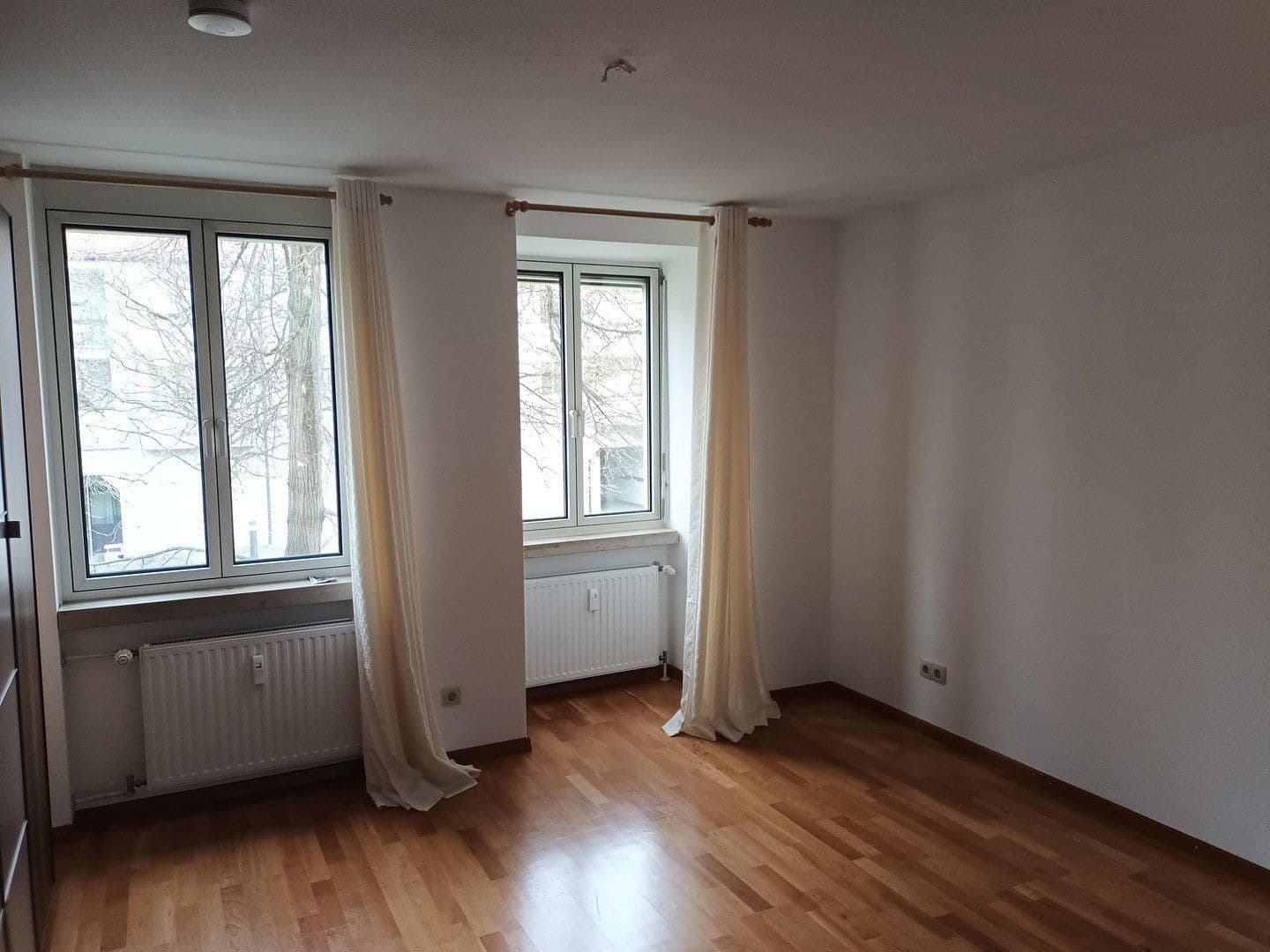 Pronájem bytu 3+1 105 m², München, Bavorsko Pronájem bytu 3+1 105 m², München, Bavorsko