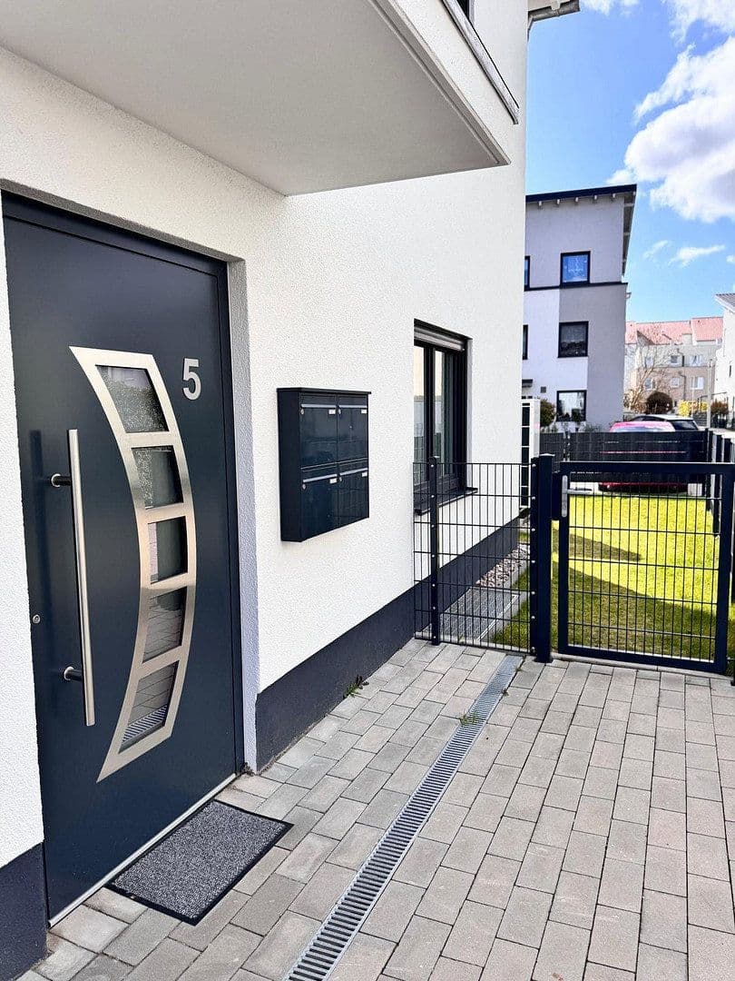 Pronájem bytu 3+1 83 m², Ludwig-Bergsträsser-Str. 8, Mörfelden-Walldorf, Hessen Pronájem bytu 3+1 83 m², Ludwig-Bergsträsser-Str. 8, Mörfelden-Walldorf, Hessen