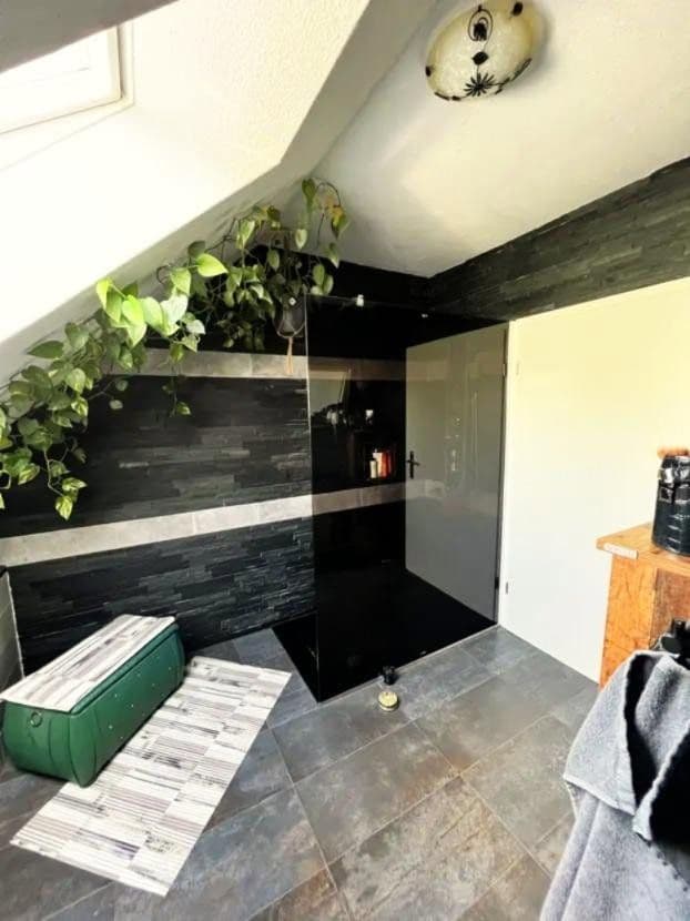 Prodej domu 172 m², pozemek 697 m², Ostrach, Bádensko-Württembersko Prodej domu 172 m², pozemek 697 m², Ostrach, Bádensko-Württembersko