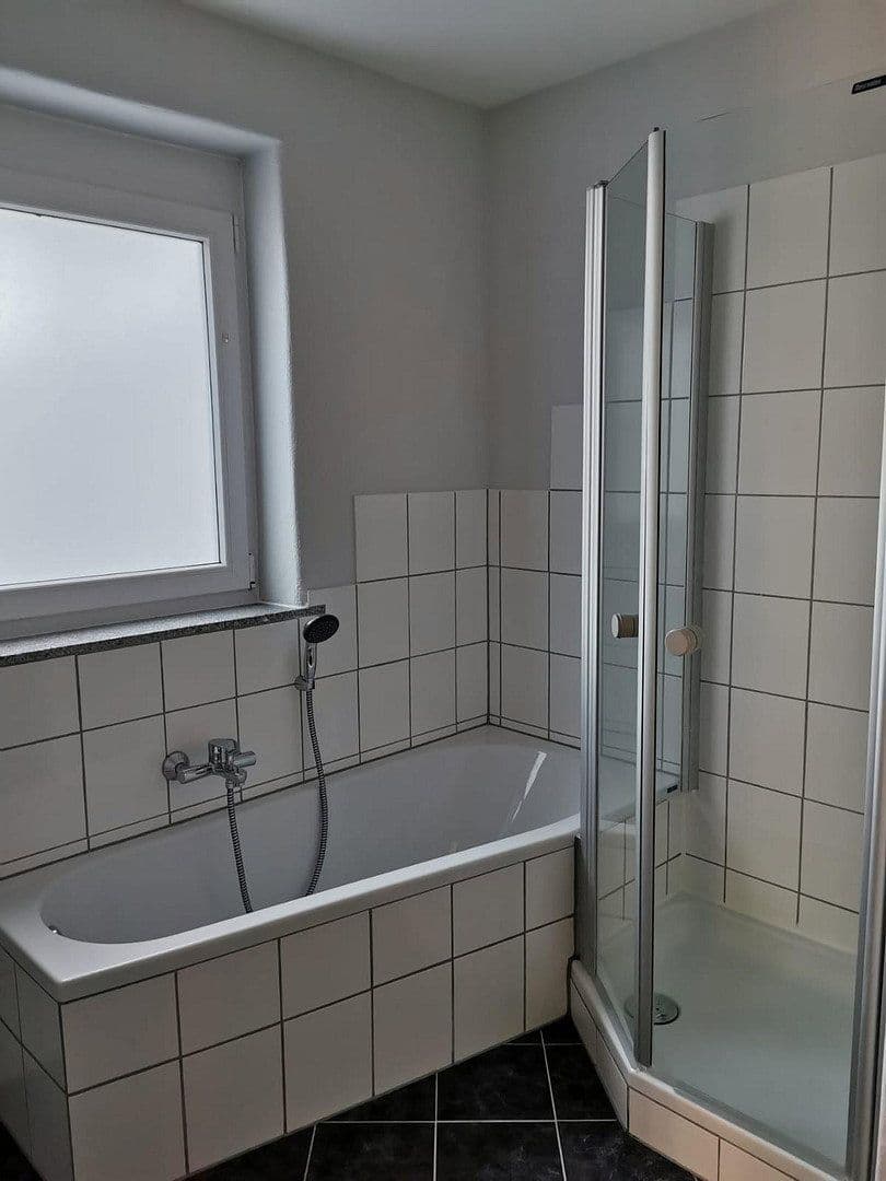 Prodej domu 172 m², pozemek 697 m², Ostrach, Bádensko-Württembersko Prodej domu 172 m², pozemek 697 m², Ostrach, Bádensko-Württembersko