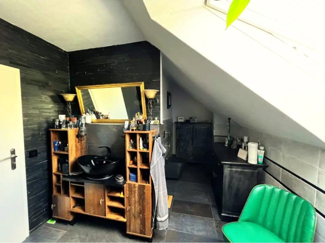 Prodej domu 172 m², pozemek 697 m², Ostrach, Bádensko-Württembersko Prodej domu 172 m², pozemek 697 m², Ostrach, Bádensko-Württembersko