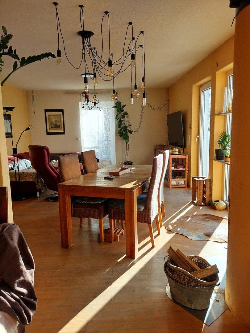 Prodej domu 172 m², pozemek 697 m², Ostrach, Bádensko-Württembersko Prodej domu 172 m², pozemek 697 m², Ostrach, Bádensko-Württembersko