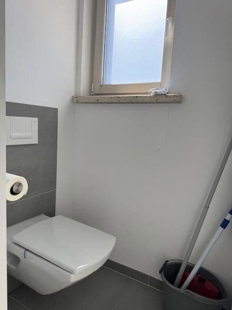 Pronájem bytu 1+1 25 m², Birkenweg 21, Einbeck, Dolní Sasko Pronájem bytu 1+1 25 m², Birkenweg 21, Einbeck, Dolní Sasko