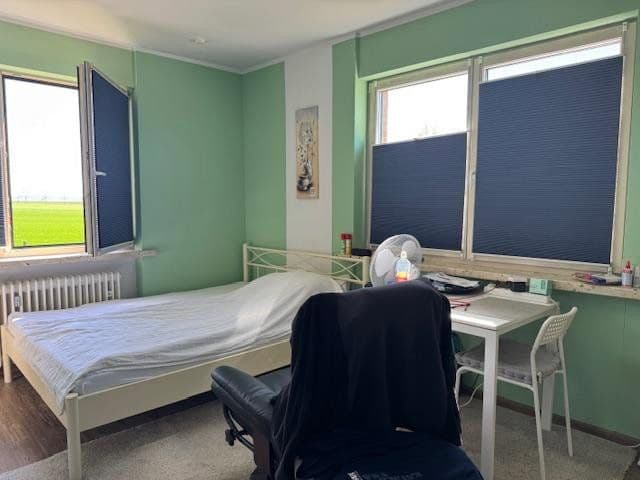 Pronájem bytu 1+1 25 m², Birkenweg 21, Einbeck, Dolní Sasko Pronájem bytu 1+1 25 m², Birkenweg 21, Einbeck, Dolní Sasko