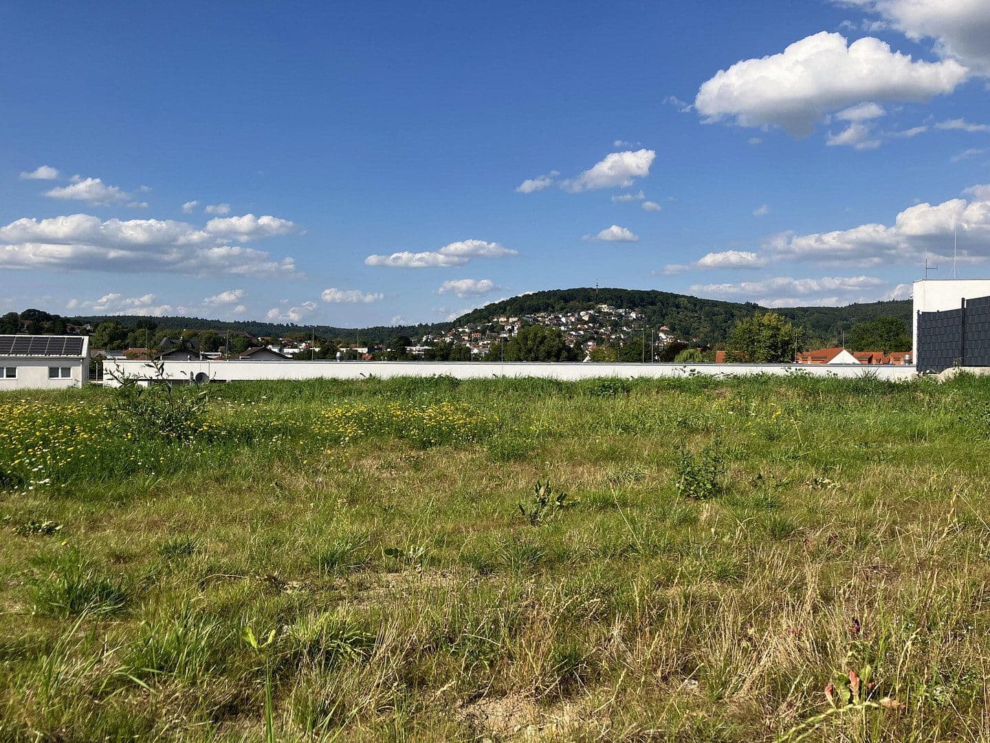 Prodej pozemku 1.395 m², Armstrong Straße 7, Büdingen, Hessen Prodej pozemku 1.395 m², Armstrong Straße 7, Büdingen, Hessen