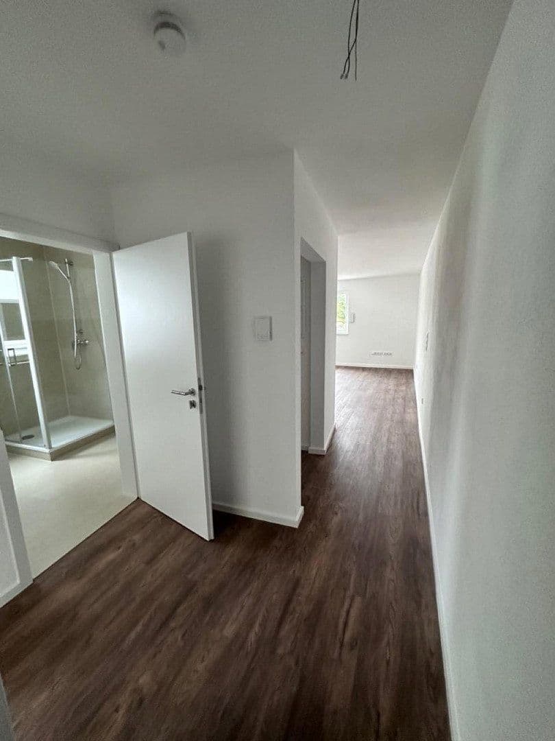 Pronájem bytu 4+1 99 m², Max-von-Müller-Str. 8, Rottenburg a. d. Laaber, Bavorsko Pronájem bytu 4+1 99 m², Max-von-Müller-Str. 8, Rottenburg a. d. Laaber, Bavorsko