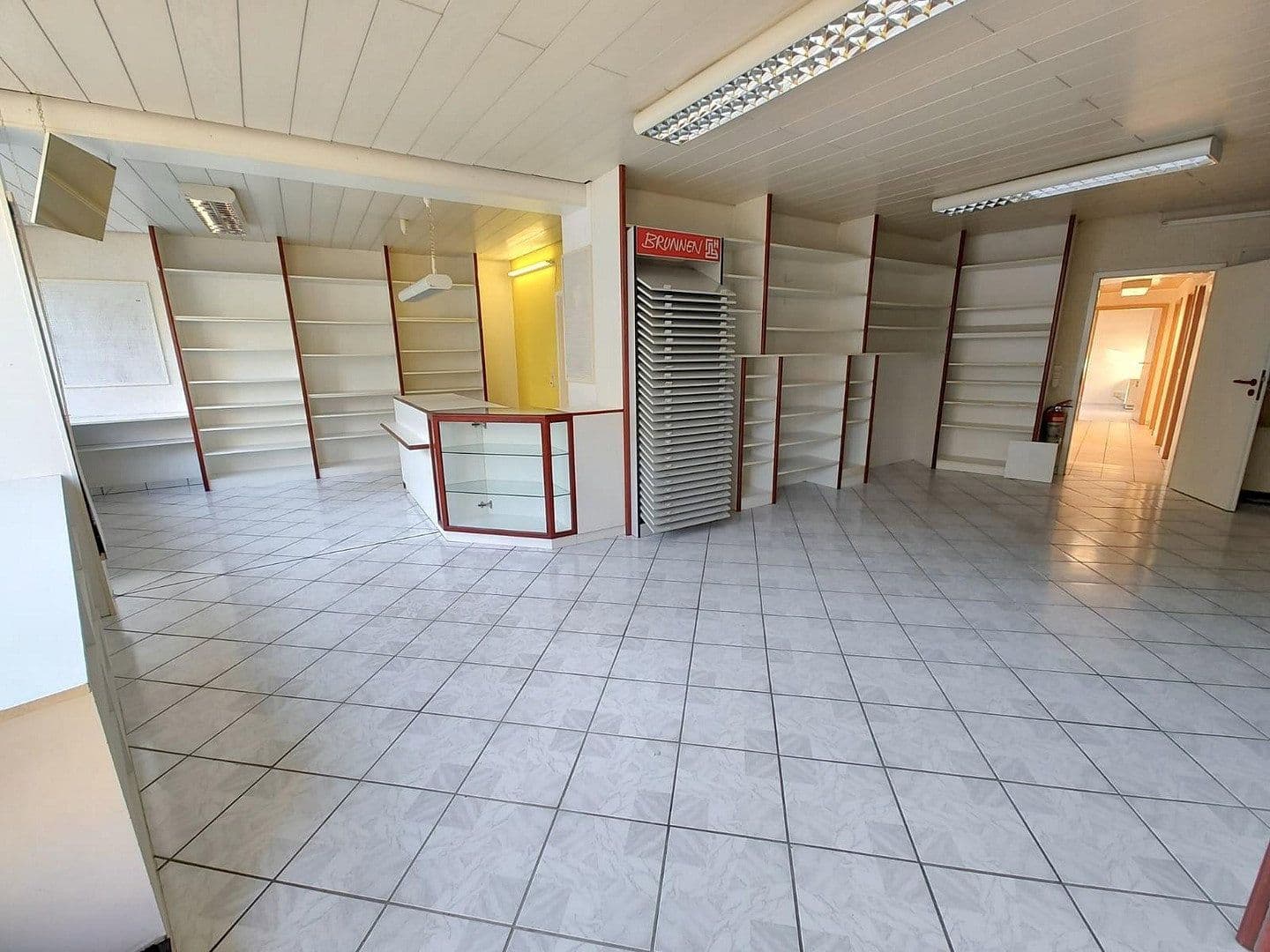 Prodej domu 294 m², pozemek 822 m², Östringen, Bádensko-Württembersko Prodej domu 294 m², pozemek 822 m², Östringen, Bádensko-Württembersko